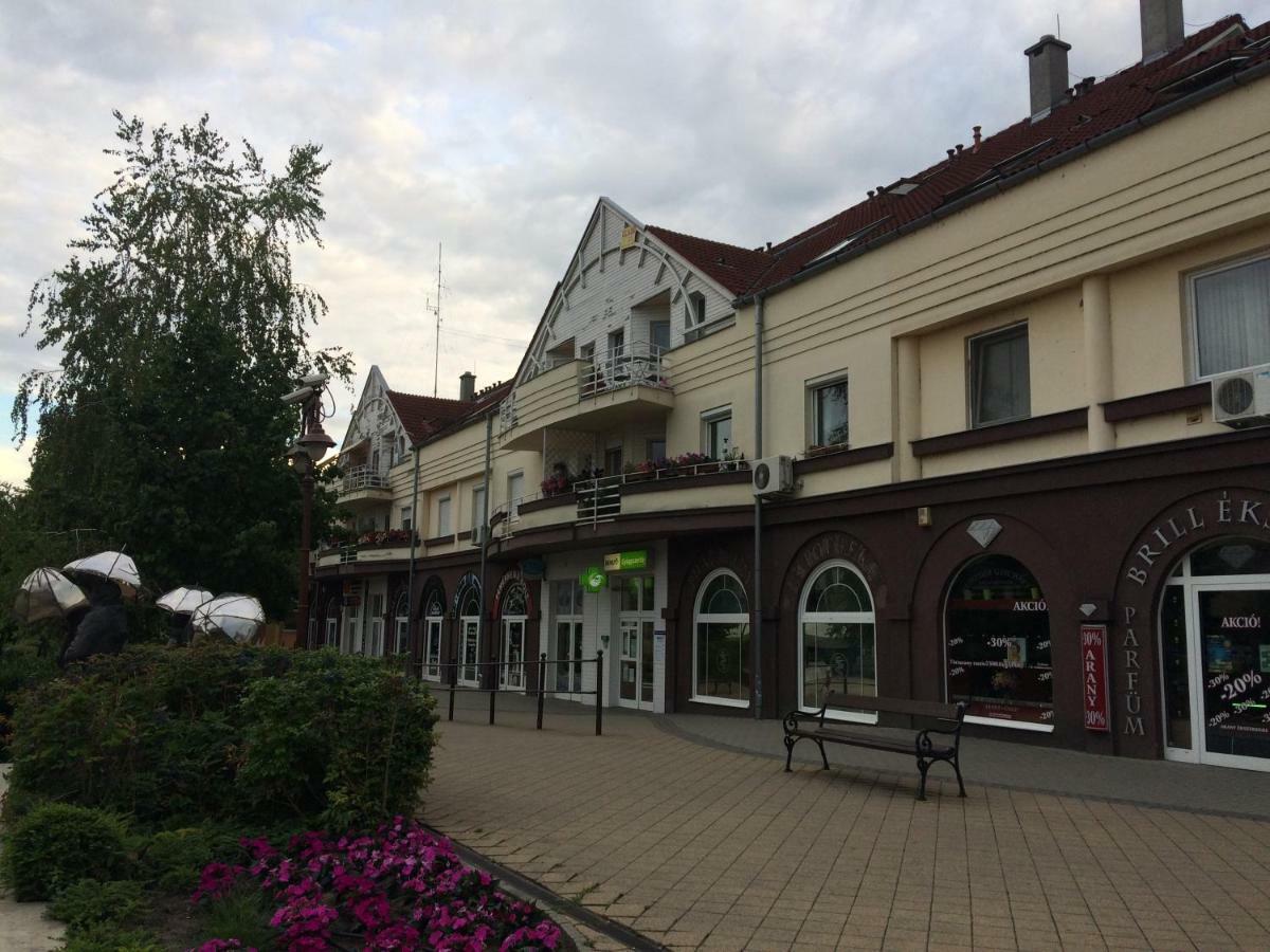 Mary Apartment Siófok Exteriör bild